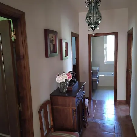 O Abeiro De Buscalte Roupar