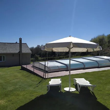 Holiday home O Abeiro De Buscalte Roupar